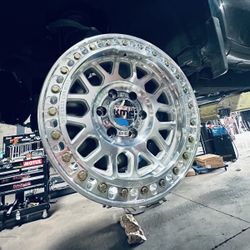 4 Kmc 17” Machine Wheels 