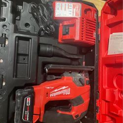 Milwaukee 18v fuel jigsaw with 5 ah batt and charger in case $230 firm in n Lakeland