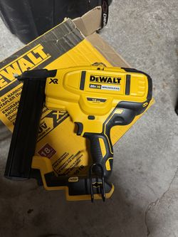 dewalt 18g stapler