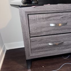 Dresser And 2 Nightstands