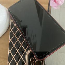 Apple iPhone 11 64GB Red Unlocked with 85% Battery Capacity