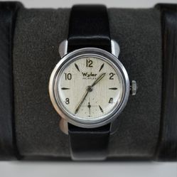 Vintage Wyler Incaflex Swiss Manual Wind Watch 17 Jewels Circa 1950s Mid-Size Runs