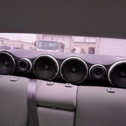 6.5” Speaker Rack 