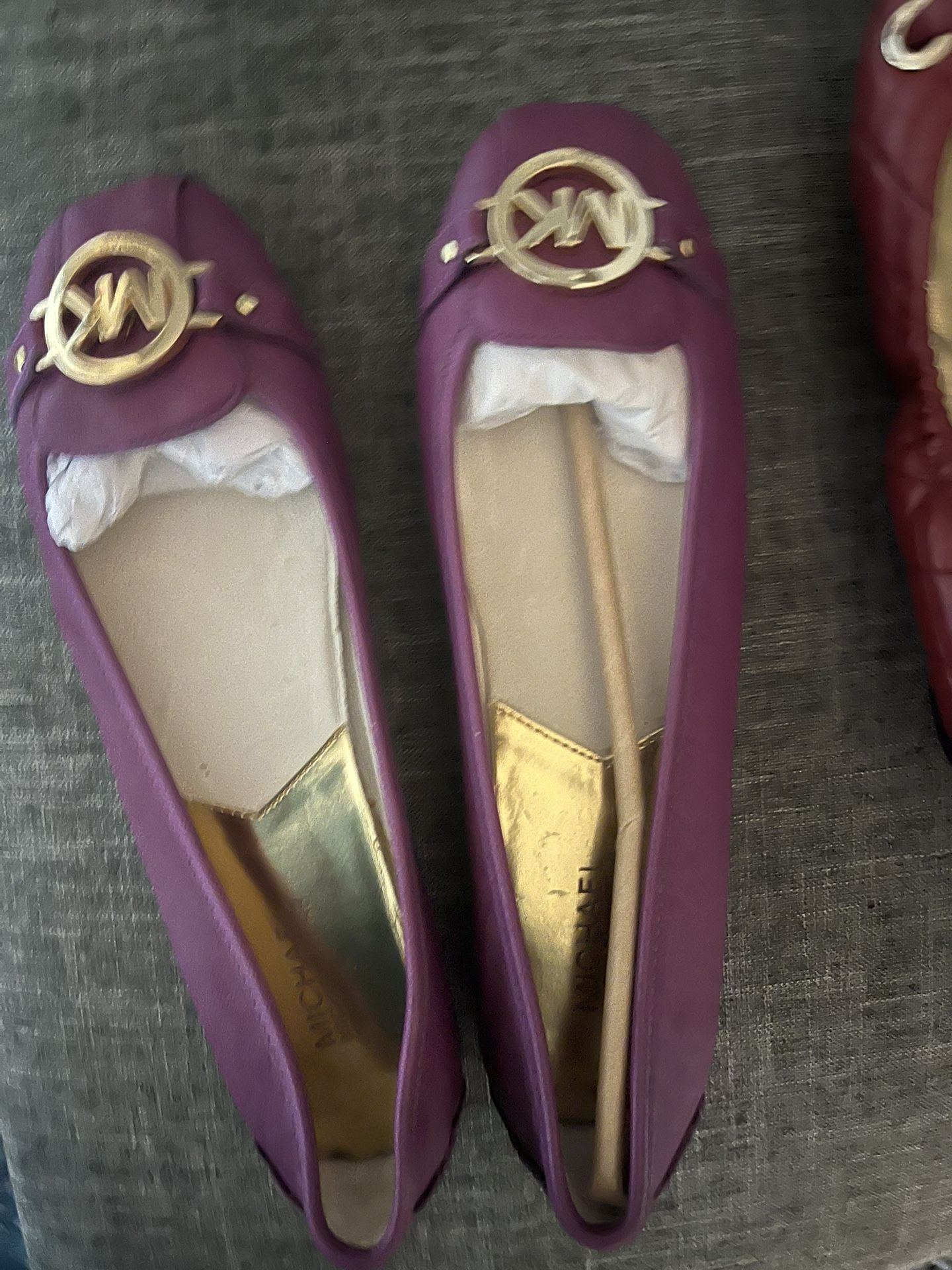 NEW Burgundy 10M Michael Kors