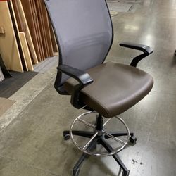 Ergonomic Work Stool By Sit On It