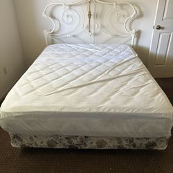 Metal Bed Frame with mattress (Full)