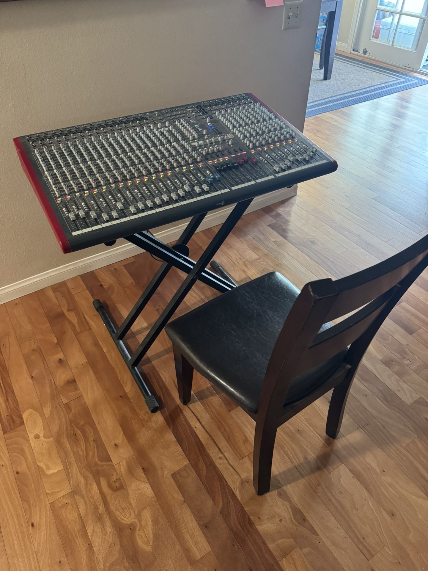 ALLEN and Heath ZED 428 mixer