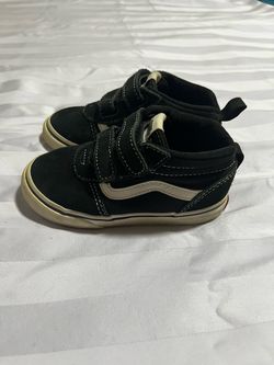 Boys vans shoes size 8