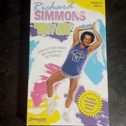 Richard Simmons Sweat & Shout Party Game - Fun for Everyone (Ages 12+)