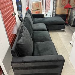 Luxury Velour Sectional! Barley Used!!
