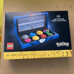 LEGO 40892 Pokemon Kanto Region Badge Collection GWP Display EXCLUSIVE 