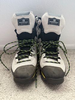 Garmont Hiking Boots, W7