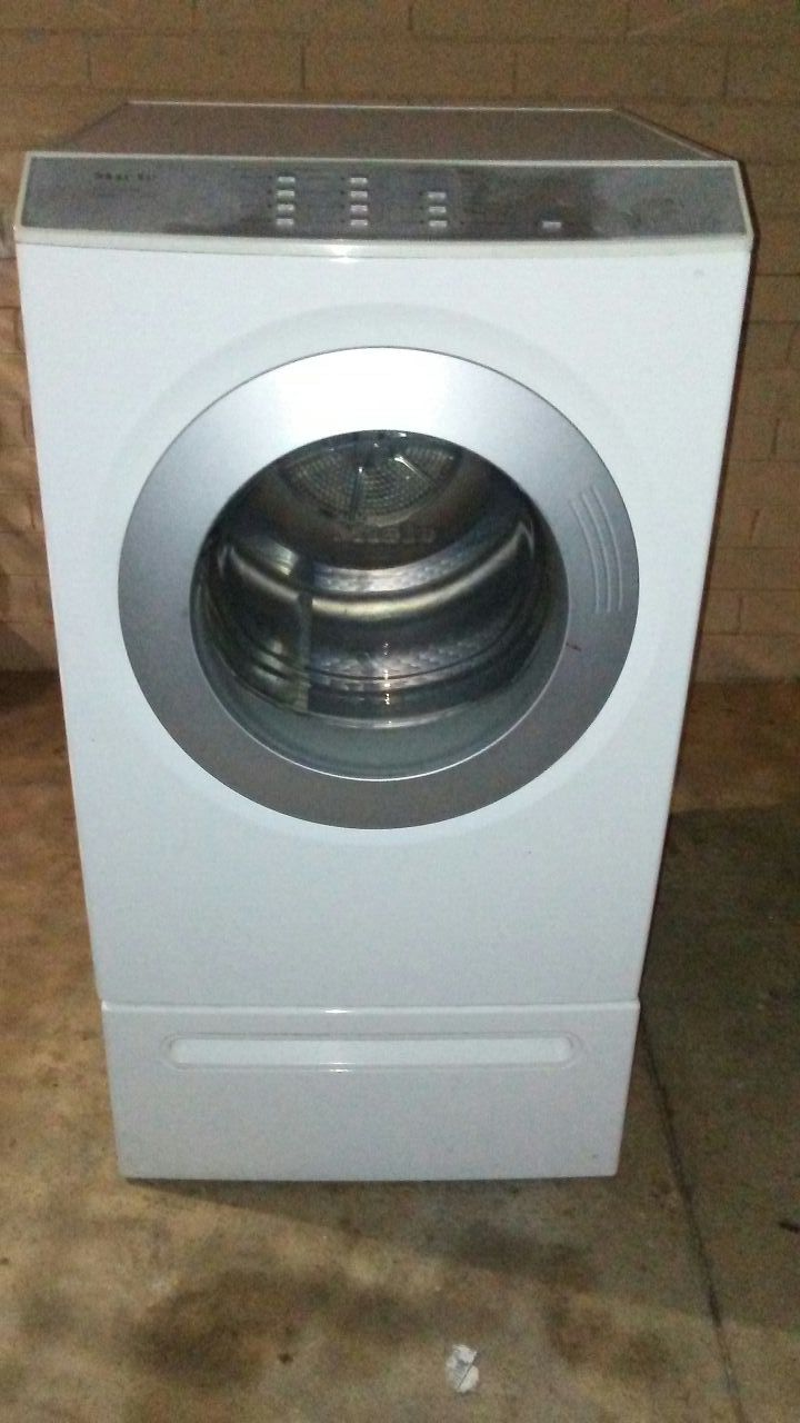 Miele touchtronic T9800 electric dryer for sale