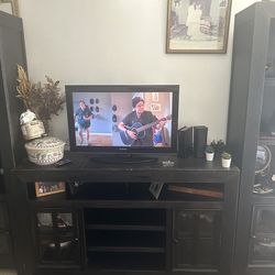 Tv cabinet