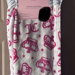 Juicy Blankets 