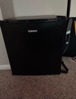 Mini fridge