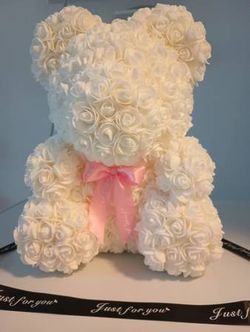100% BRAND NEW Beautiful Luxury White Teddy Rose Bear Bouquet 14" Tall - $55 (Harahan)