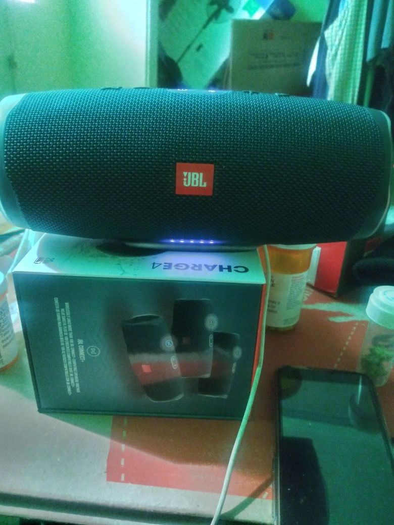 Jbl charge 4.water proof.Bluetooth Speaker