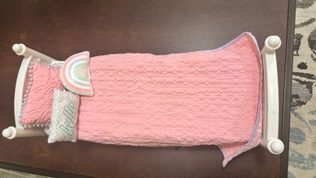 Doll bed