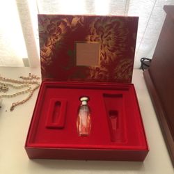 1.7 Fl Oz. Pleasure Perfume New. Estée Lauder 