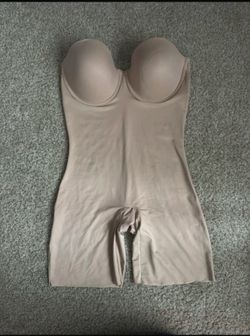 Spanx Red hot Strapless Bra 38D, nude bodysuit Shaper Size XL. Does not include the straps.