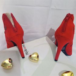 Style & Co Phonebox Red Heels