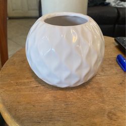 Ceramic Vase/Pen Holder/Plant Pot