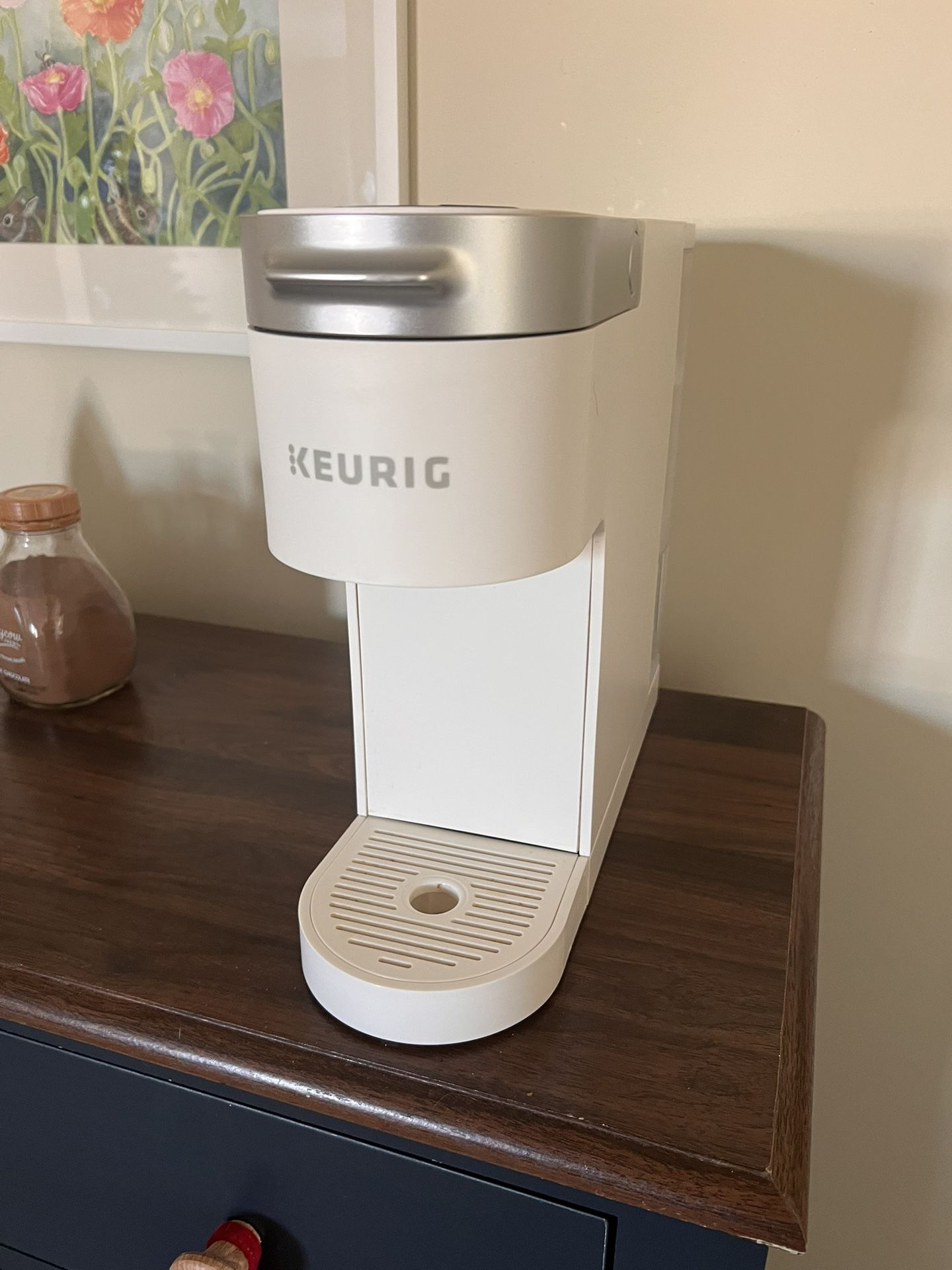 Keurig K-Mini Go Single Serve K-Cup Coffee Maker White