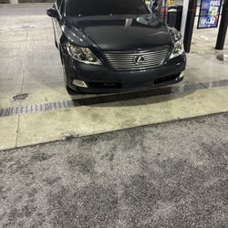 2007 Lexus LS 460