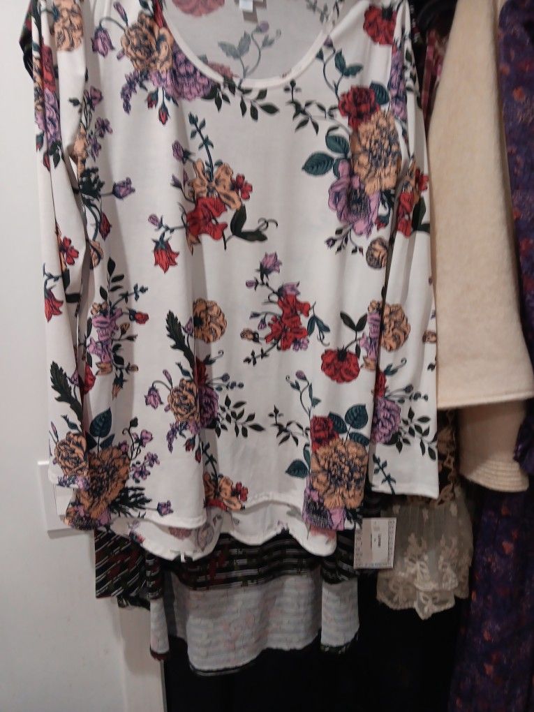 Womans Lularoe X Large