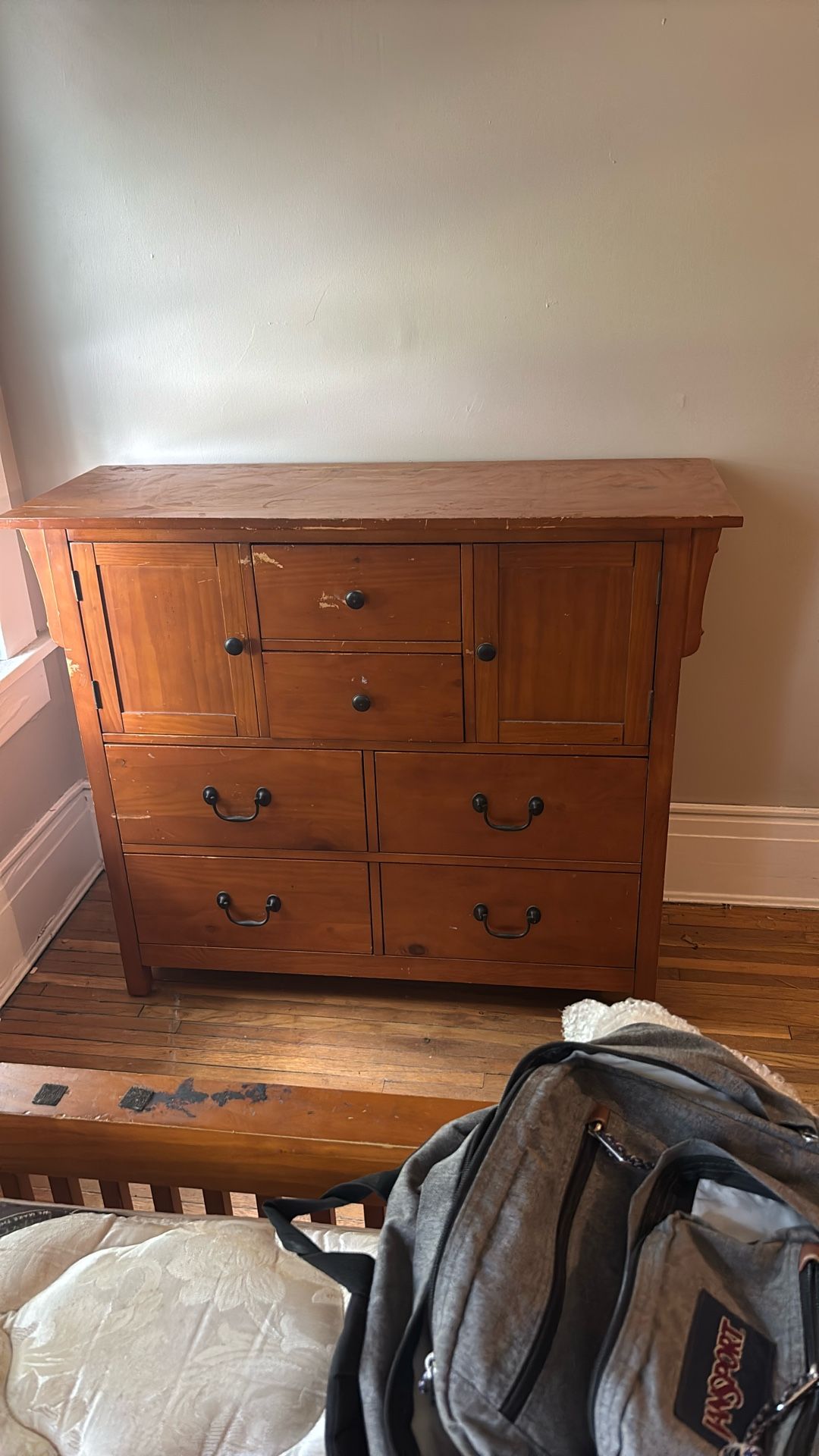 Dresser