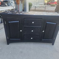 Black Cabinet 