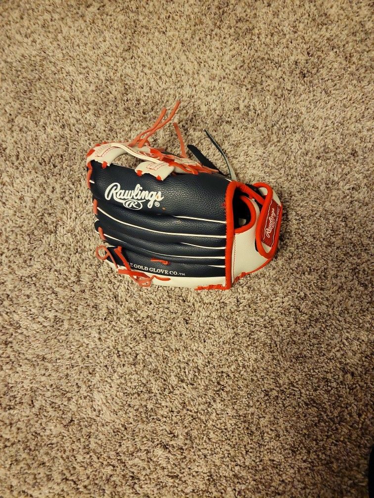 Rawlings Performance Designed Glove.