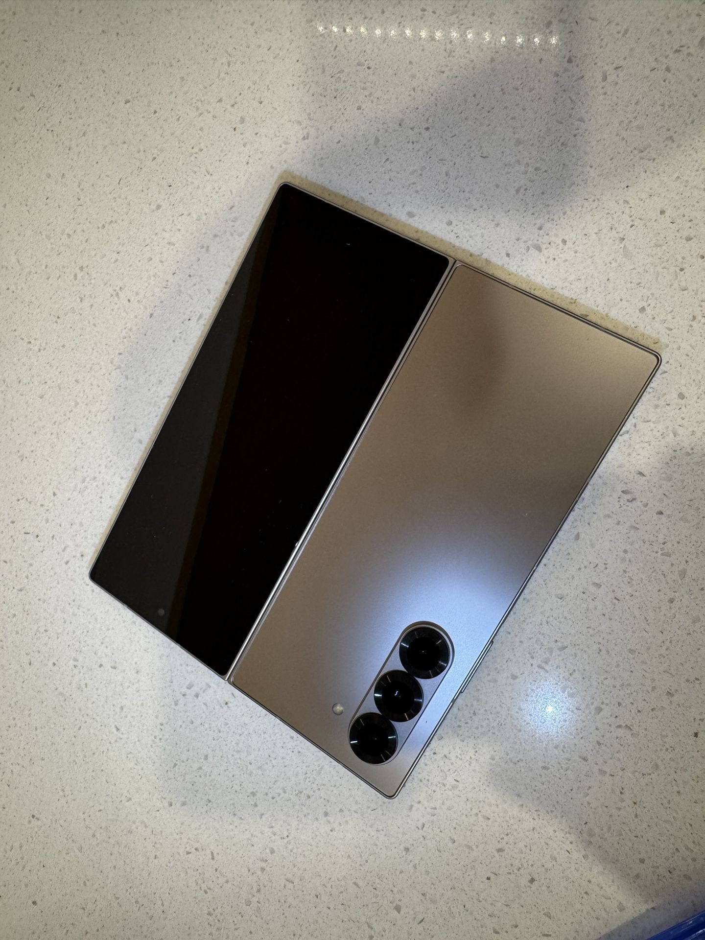 Trade/ Sell Cricket/ AT&T Galaxy Fold 6 512GB Clean Imei