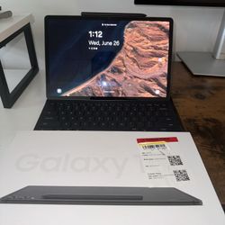 Samsung Galaxy Tab S9 Plus 256 GB + Samsung Book Cover Keyboard. Open box.