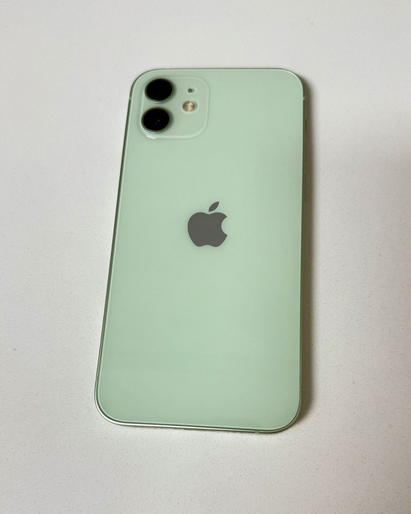 iPhone 12 Mint Green
