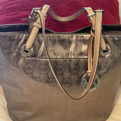 Michael Kors Jet set Tote bag Monogram