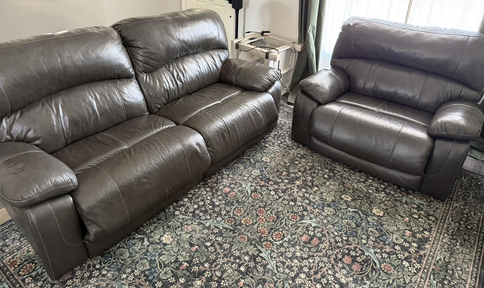 Reclining Leather Couch / Sofa and Recliner Chair