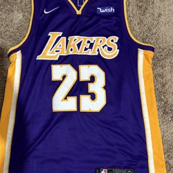 LeBron Jersey 