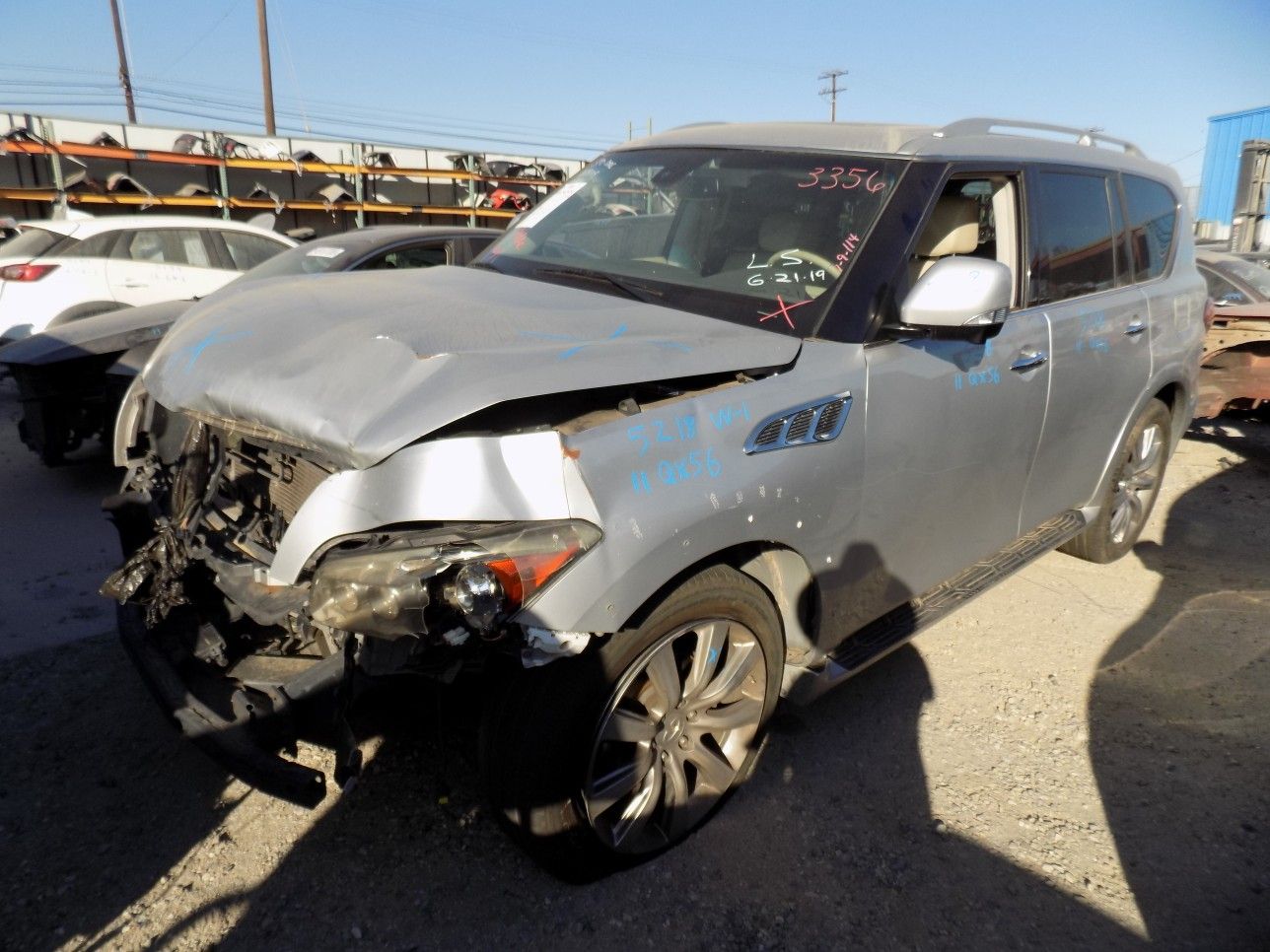 2011 Infiniti QX56 (Parting Out)