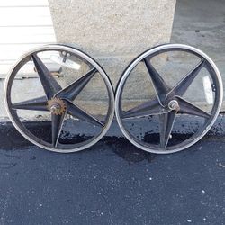 20-in Aluminum Mags Off Of A 90s Mongoose BMX Bike