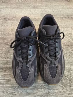 Yeezy boost 700 utility black, used once size 11.5