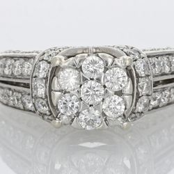 1.32ctw Round Cut Diamond
Cluster Engagement Ring 14k
White Gold Size 5
