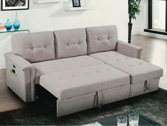Ashlyn USB reversible sleeper sofa