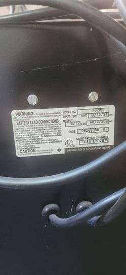 Battery Charger Model 70200 6/12V