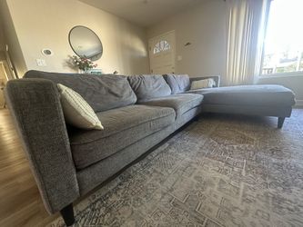 Living Space Sectional(113"W x 33-68"D x 35"H)