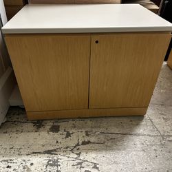 OFFICE/HOME STORAGE CABINET 