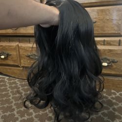Natural Black Short Wavy Wig – Ready to Wear