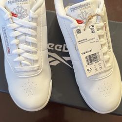 Reebok Women Tennis Shoes 