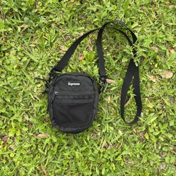 Supreme shoulder bag